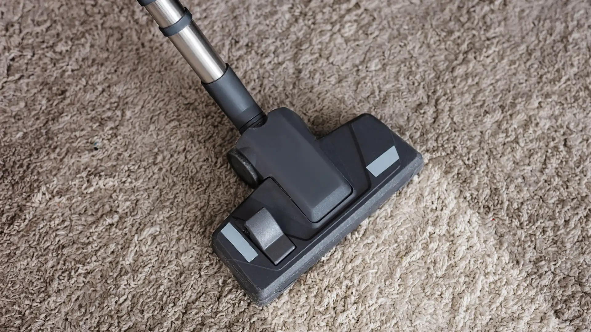 Weekly home cleaning maintenance service